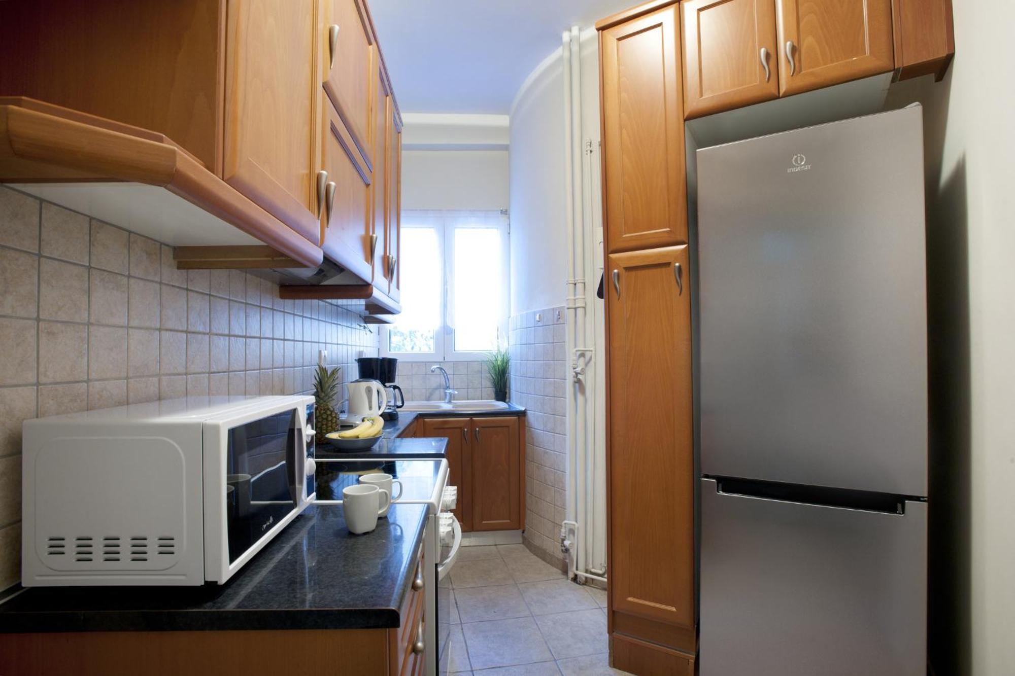 Comfortable At The Foot Of The Odeon Of Herodes Atticus Apartment *